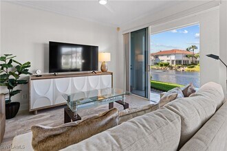 Building Photo - 800 L'Ambiance Cir