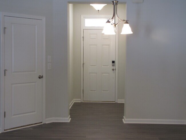 Foto del edificio - 851 Bristol Bridge Dr