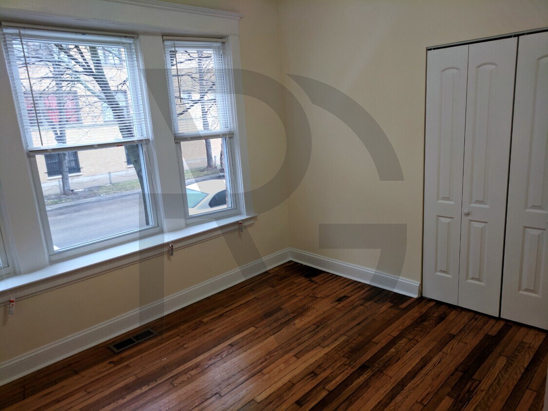 3211 W Pierce Ave Unit 15241, Chicago, IL 60651 Apartments in