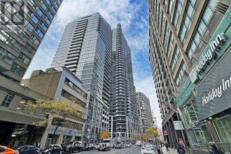 Building Photo - 25-725 Carlton St.