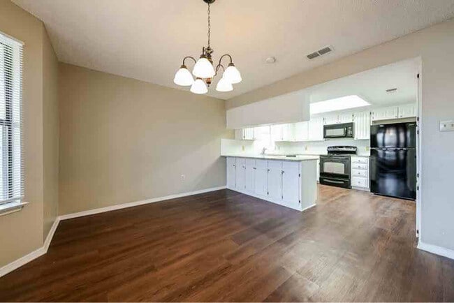 Building Photo - 6496 Eldorado Dr