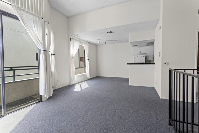 Building Photo - 1242 S Holt Ave