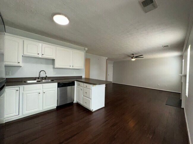 Foto del edificio - 2148 Curtiswood Dr