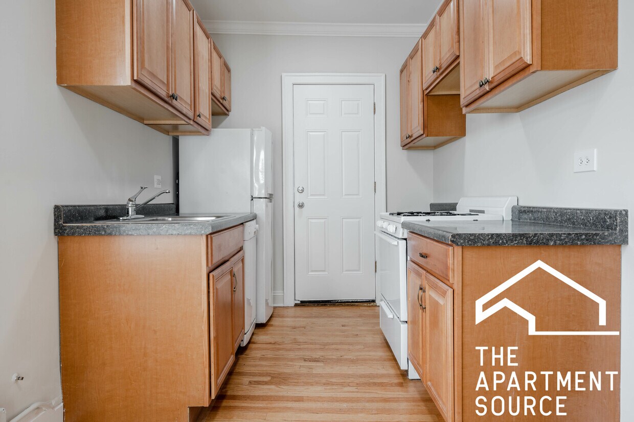 Foto principal - 3815 N Greenview Ave