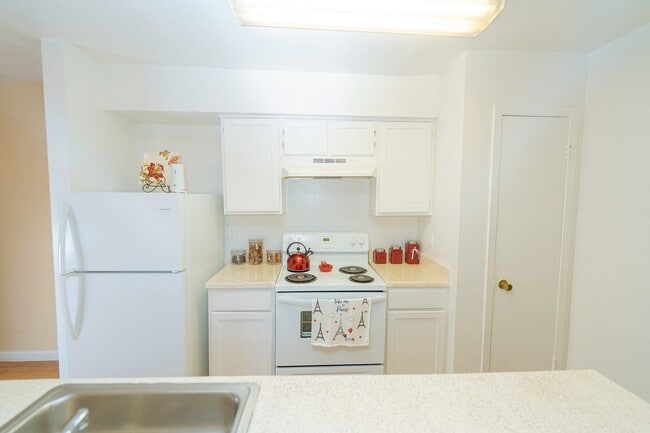 Building Photo - Retreat on Rosslyn