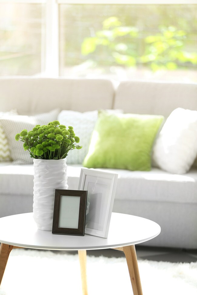 Emerald Greens Rentals in Norman at 28092815 Dewey Ave Norman, OK