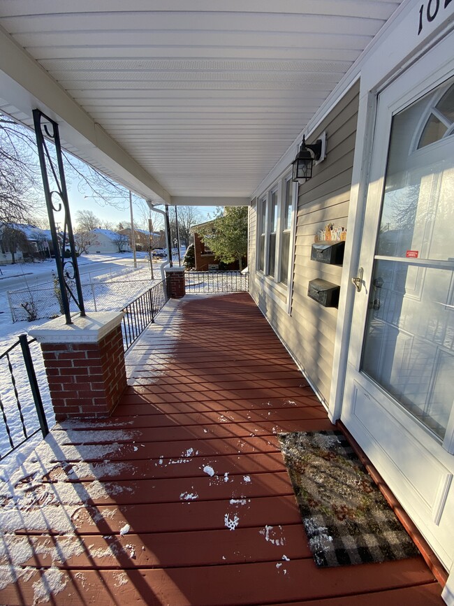 Spacious front porch! - 1026 2nd St