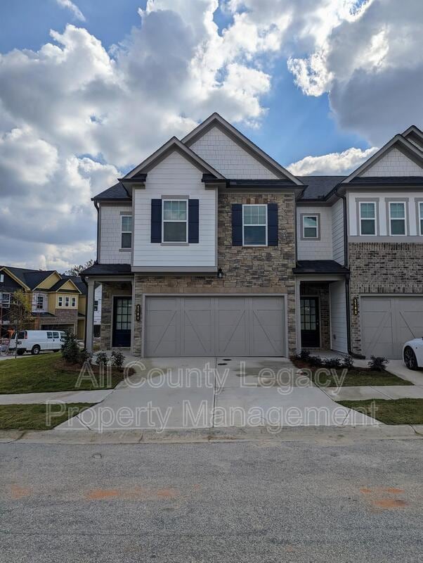 Building Photo - 1100 Lossie Ln