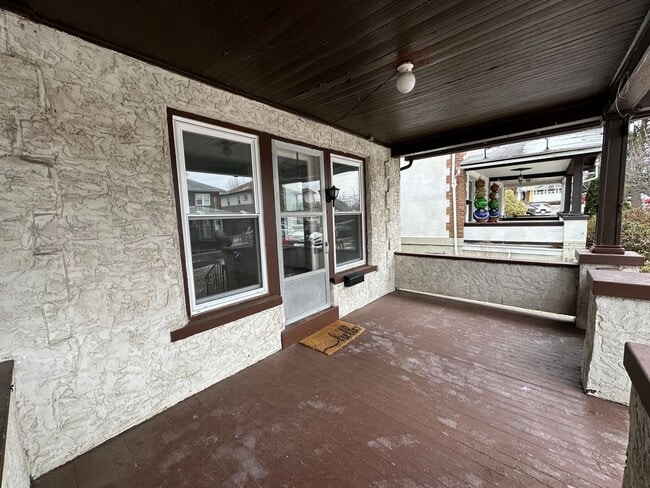 Building Photo - Cozy 3 bedroom home located in South Allentown, PA