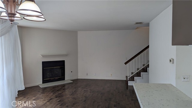 Foto del edificio - 26115 Frampton Ave