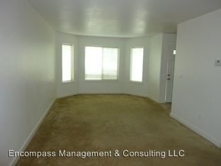 Building Photo - 20511 Brentwood Ave