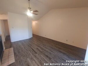 Foto del edificio - 7315 Gallery Ridge