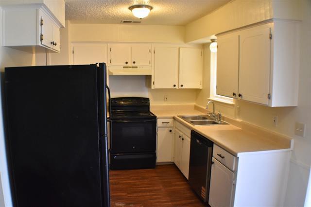 Foto del edificio - 3022 Kyle Rd