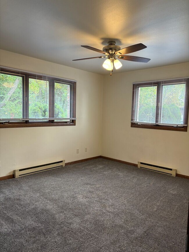 Foto del interior - 4651 GOVERNORS DR