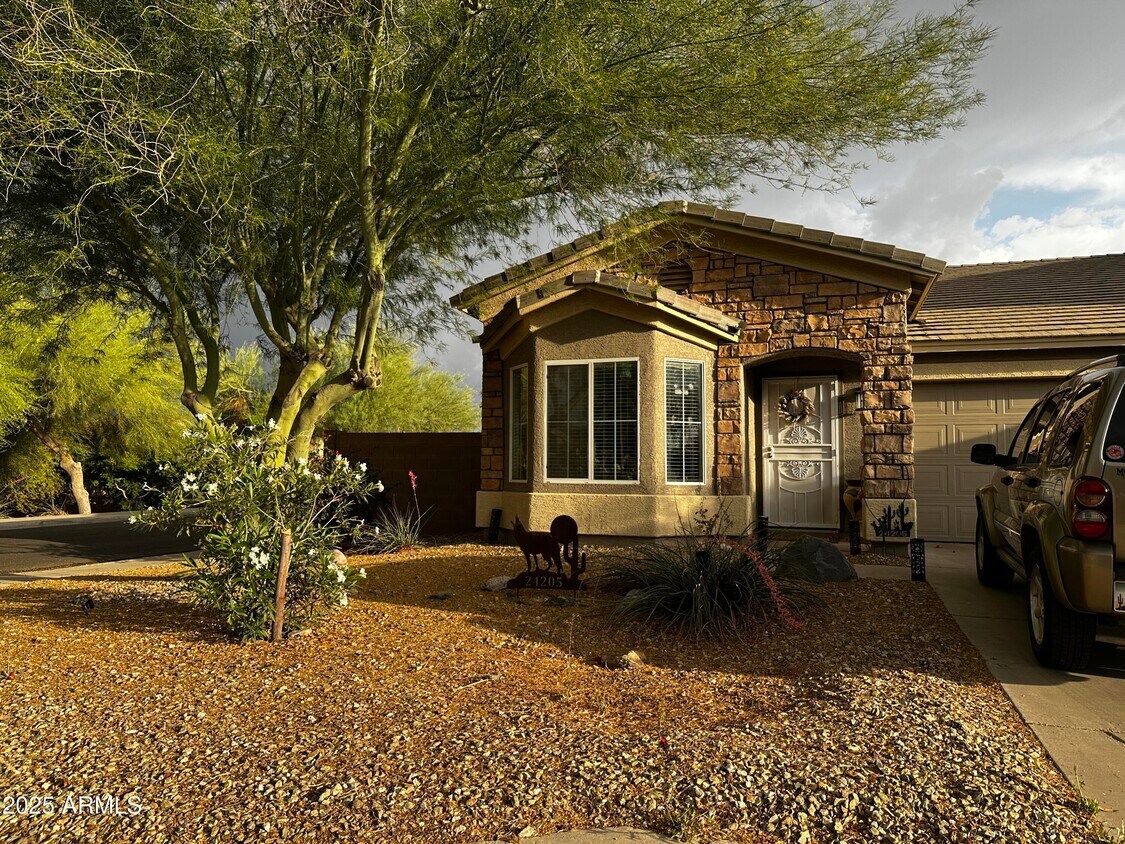Primary Photo - 24205 W Tonto St