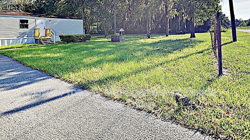 Primary Photo - 11315 NW 7th St