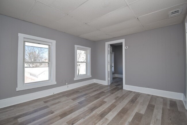 Building Photo - 47 Beaudry Ave