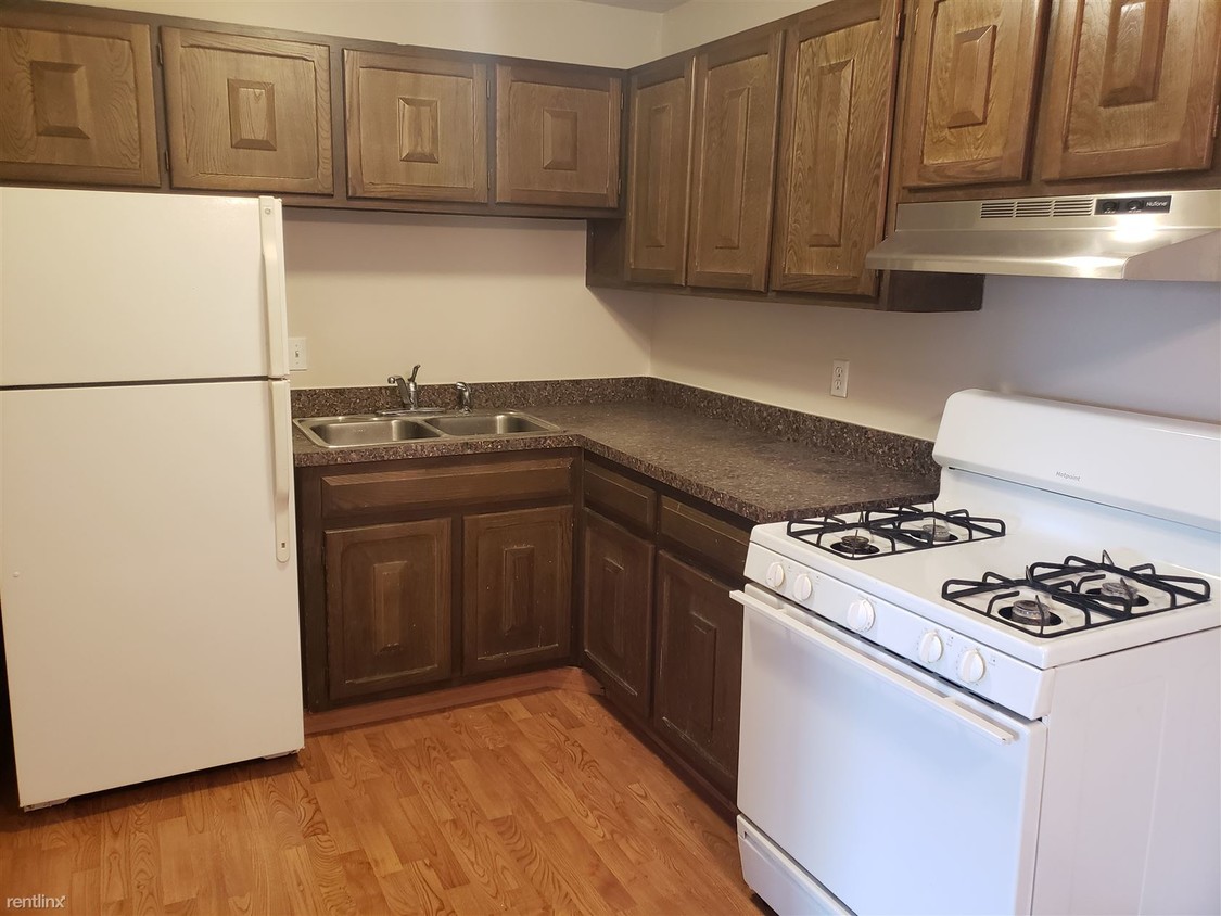 Primary Photo - 2 br, 1 bath Condo - 1645 N Marywood Ave