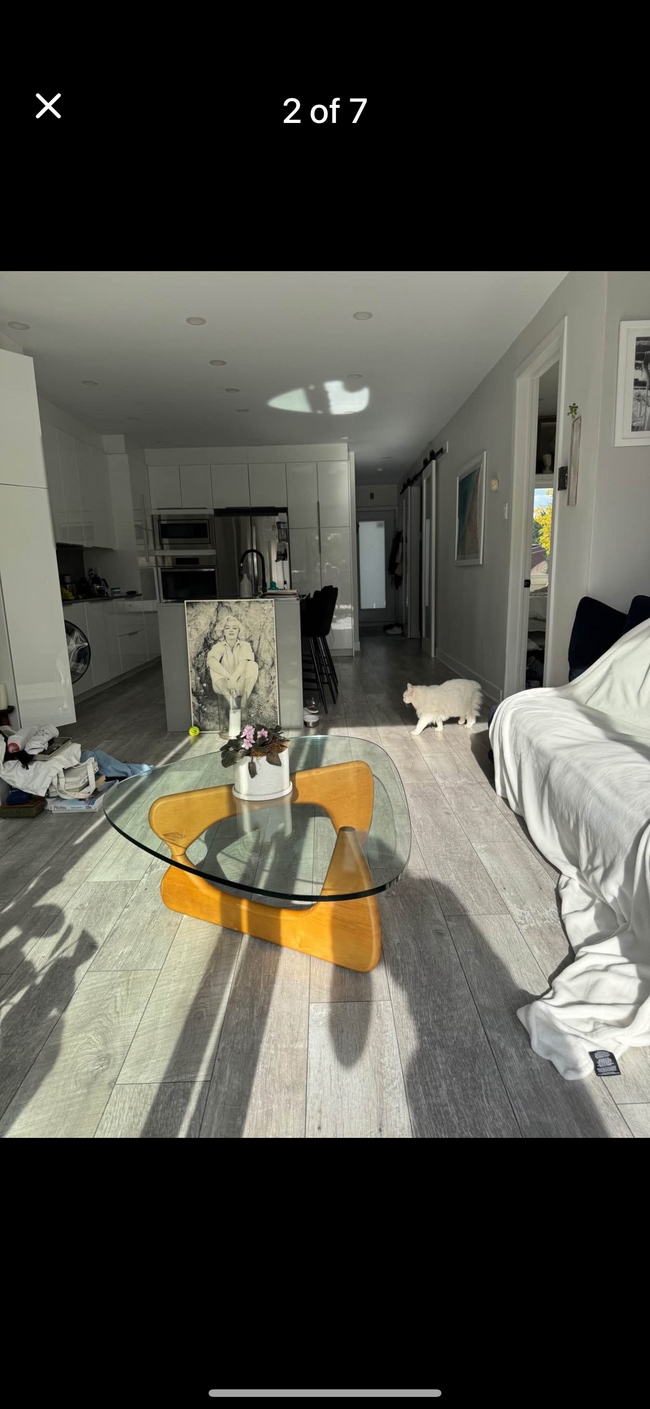 Photo du bâtiment - 144 Rue De Courcelle