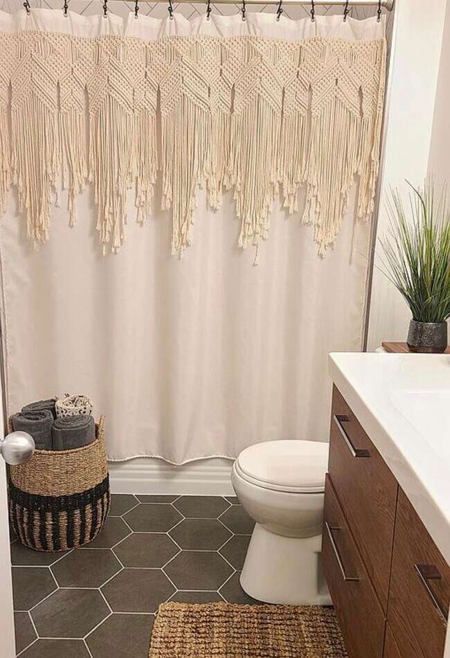 Foto del edificio - 5326 Balcones Dr