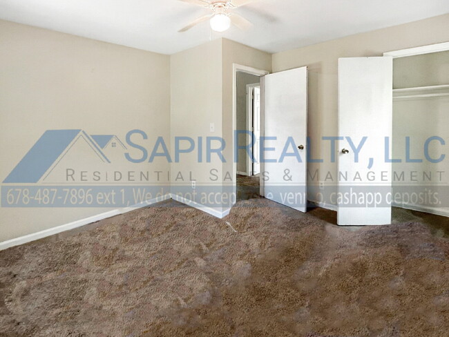 Foto del edificio - 2460 Baxter Rd SW