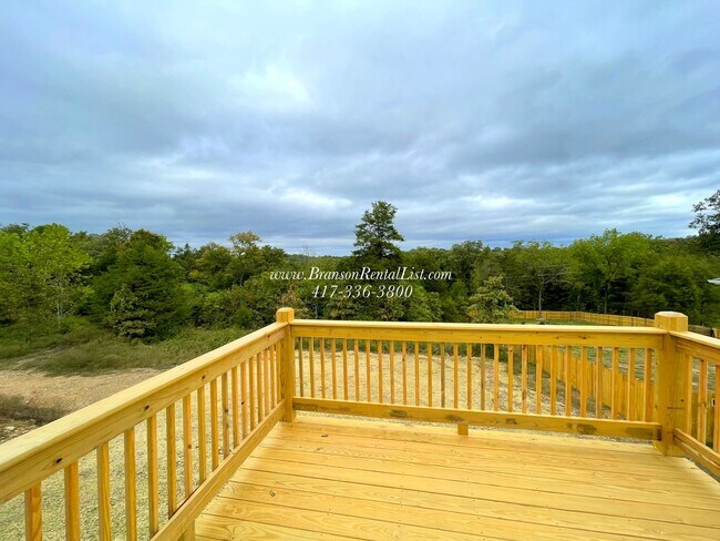 Foto del edificio - NEWLY REDESIGNED 4BR Basement home!!!!