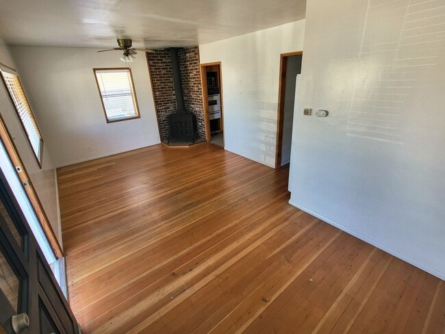 Photo - Beautiful Remodeled 3bd 2ba House in Wiseburn district