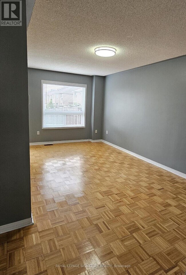 Building Photo - 3085 Wrigglesworth Crescent