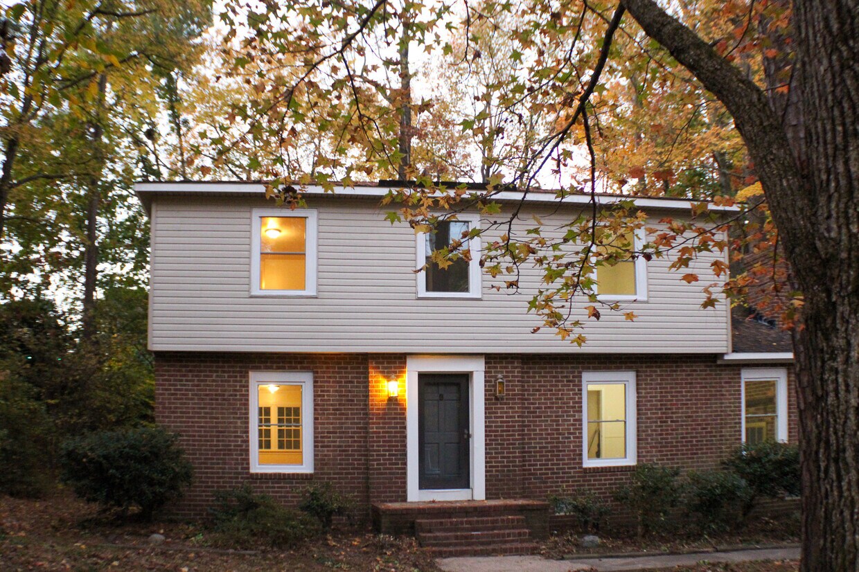Foto principal - 10301 Tingewood Ter