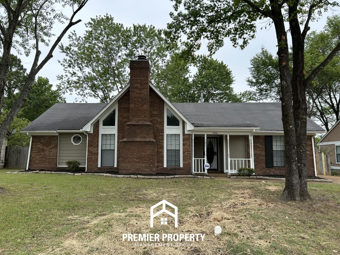 Stunning 3BR/2BA in Southeast Memphis | Vaulted Ceilings & Floor-to-Ceiling Fireplace - Stunning 3BR/2BA in Southeast Memphis | Vaulted Ceilings & Floor-to-Ceiling Fireplace
