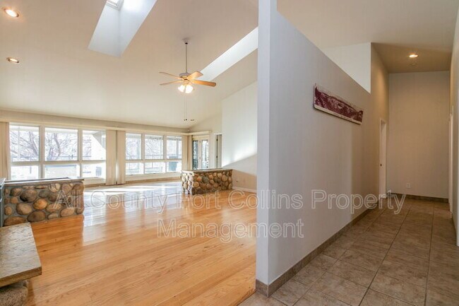 Foto del edificio - 1913 Wallenberg Dr