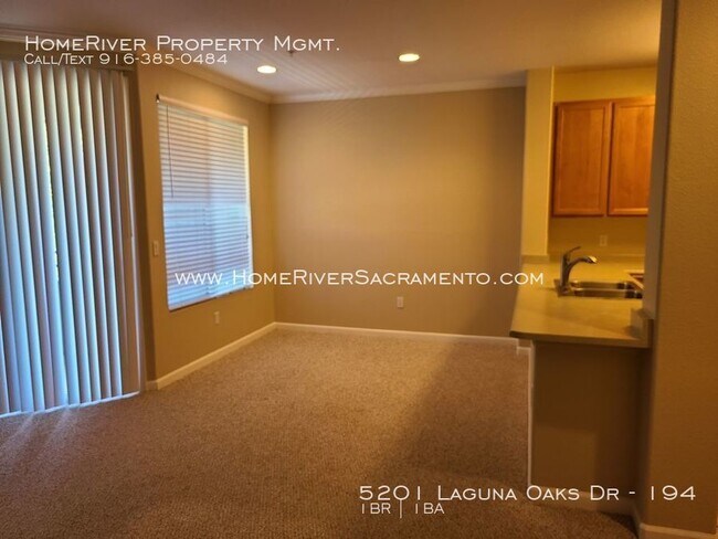 Building Photo - Nice Laguna Oaks Unit with Garage