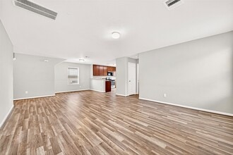 Building Photo - 831 Coffee Mill Creek Ln