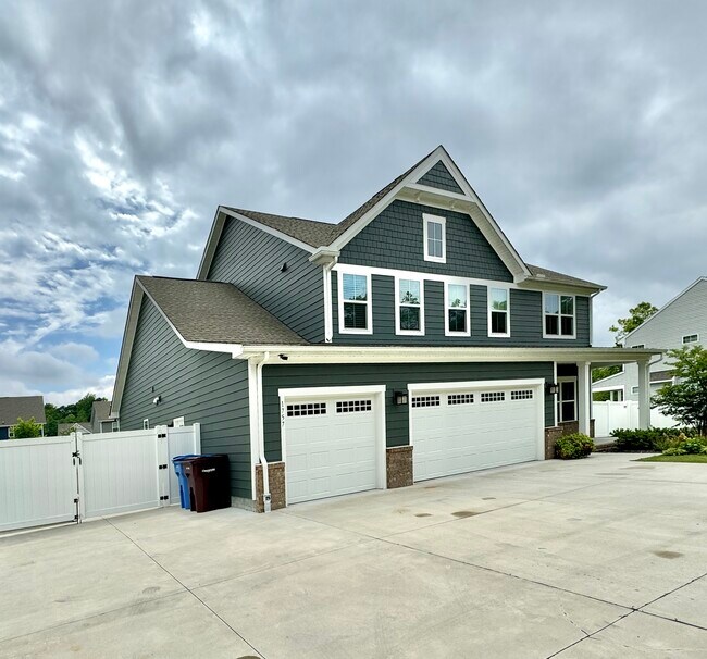 Building Photo - 1757 Shipyard Rd