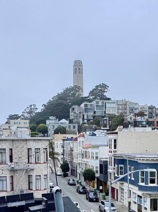 Photo - 1249 Kearny St House