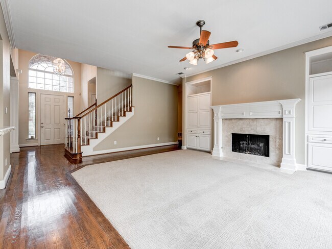 Building Photo - 4612 Firestone Dr