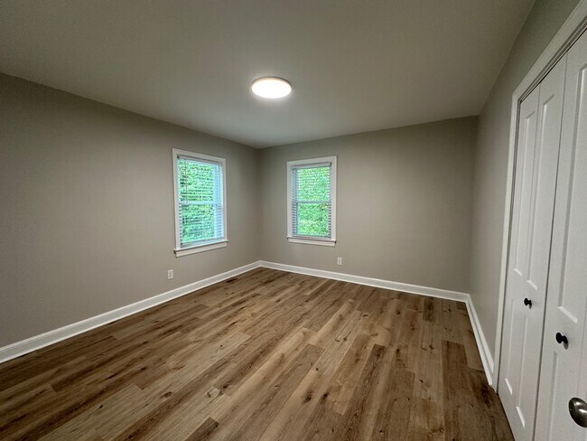Bedroom - 2416 E Lexington Ave