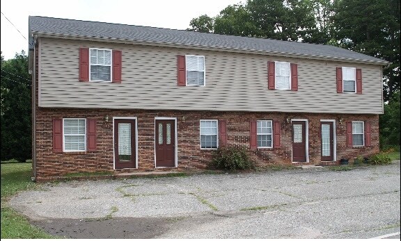 Foto principal - 716 S Main St