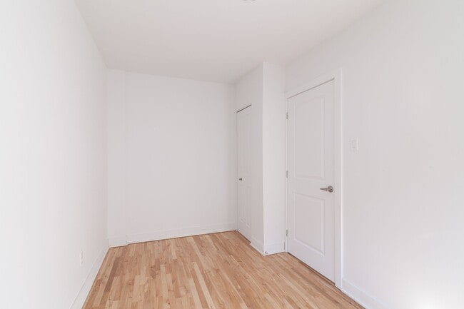 Photo du bâtiment - 760 Av. Galt