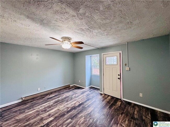 Foto del edificio - 402 S Bradford St