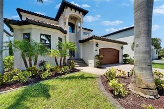 Building Photo - 6116 Lagomar Ln