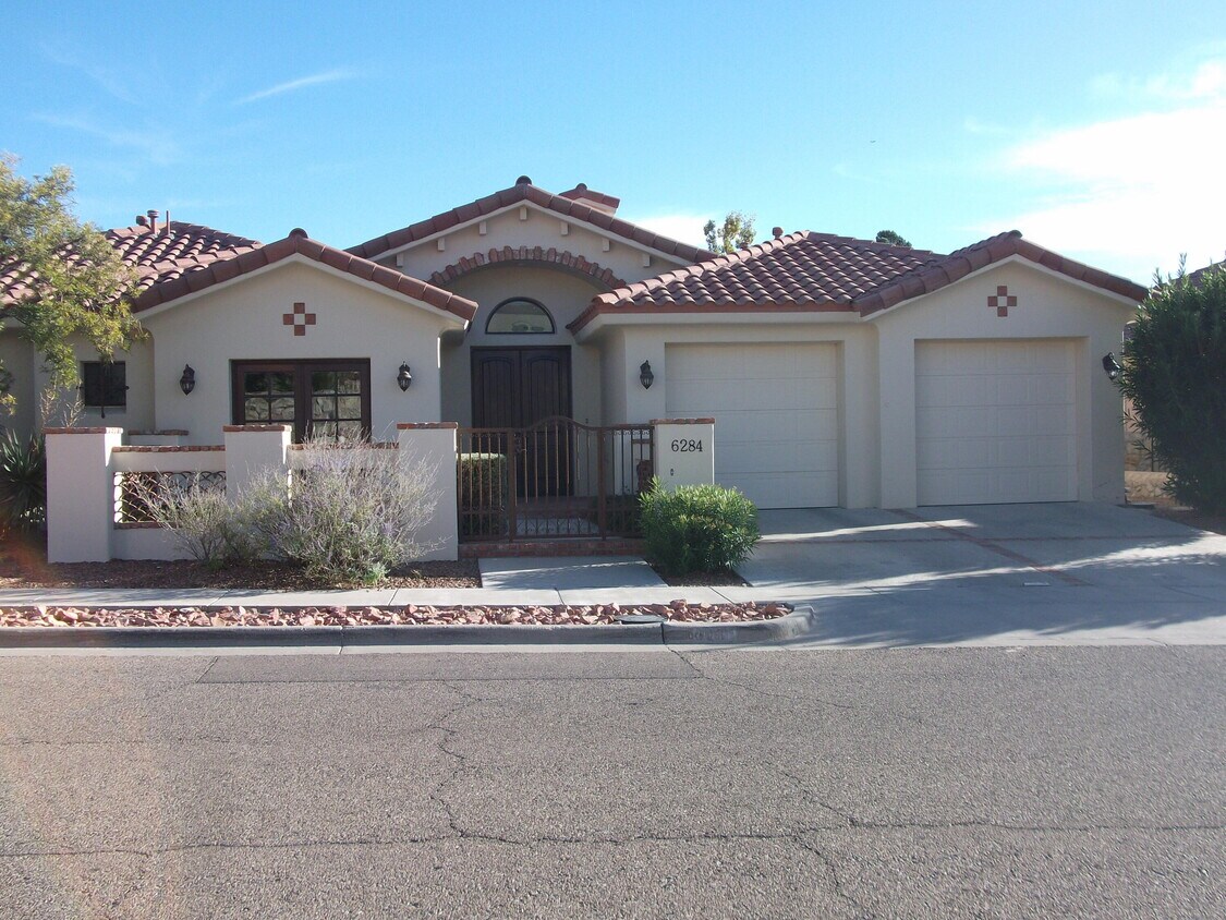 Primary Photo - 6284 Wildwood Ct