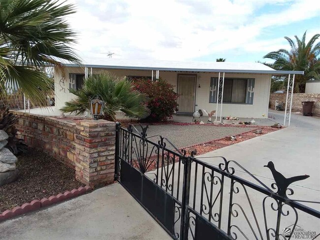 Building Photo - 13498 E 47th Dr