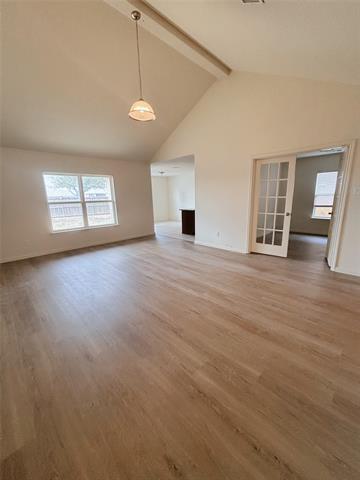 Foto del edificio - 324 Lavaca Dr