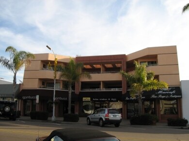 Building Photo - Girard Square