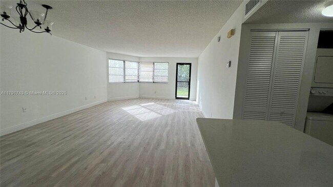 Photo - 20860 San Simeon Way Apartment