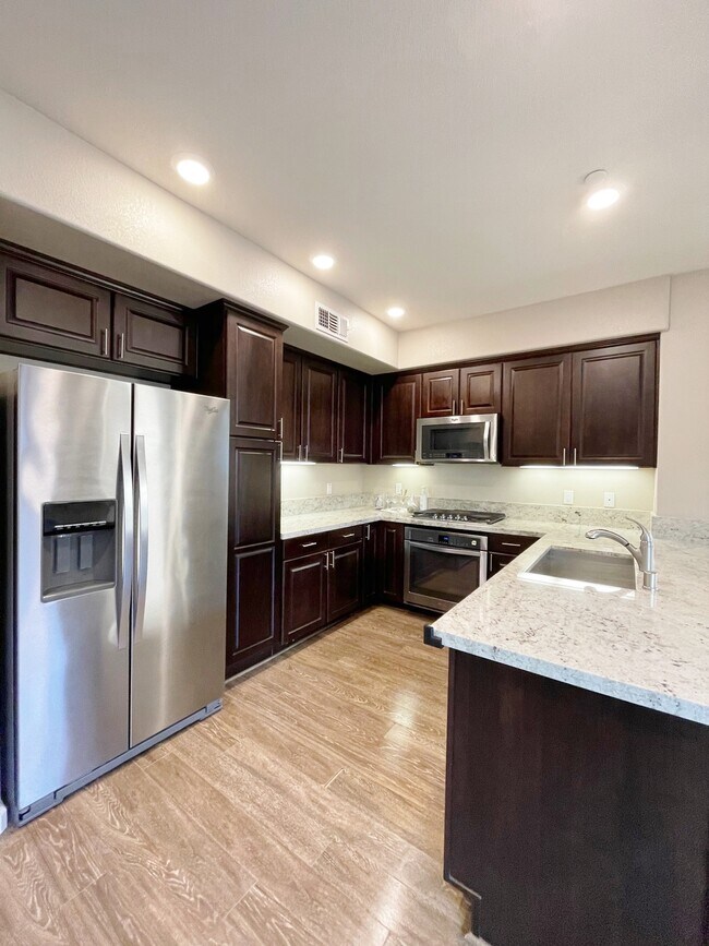 Foto del edificio - 1130 Karby Terrace