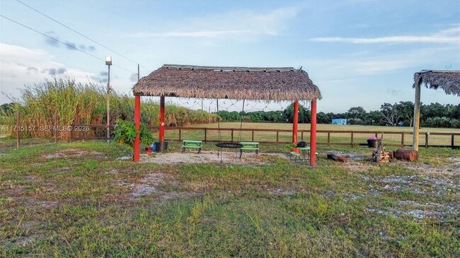 Foto del edificio - 3640 SW 22nd St