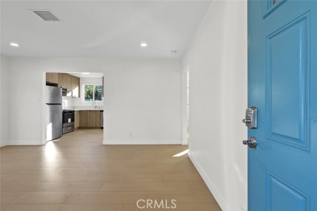 Building Photo - 6661 Beck Ave