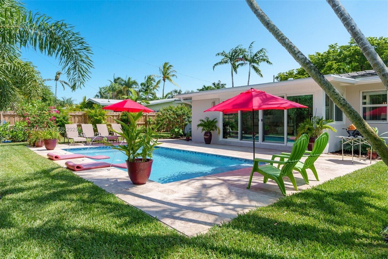 Foto principal - 1639 NE 27th Dr